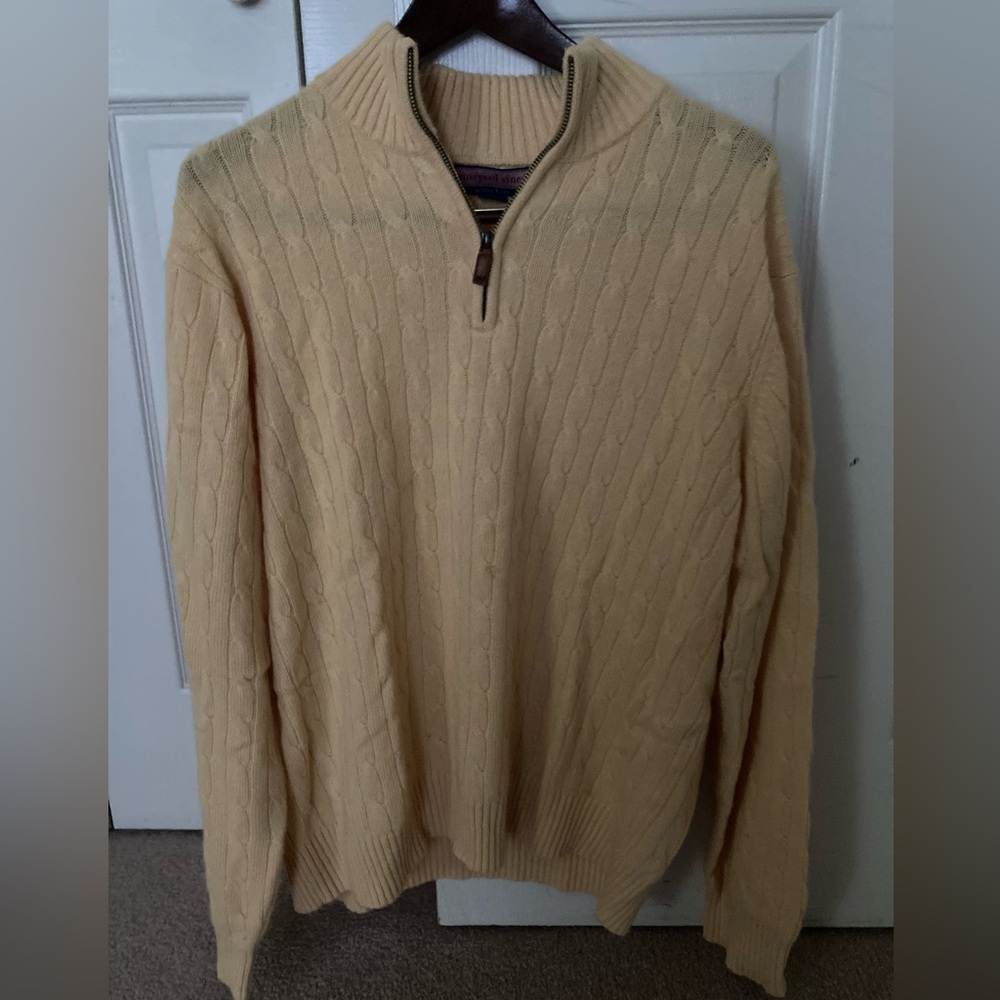 Men’s Vineyard Vines Cashmere 1/4 zip sweater 
sz L